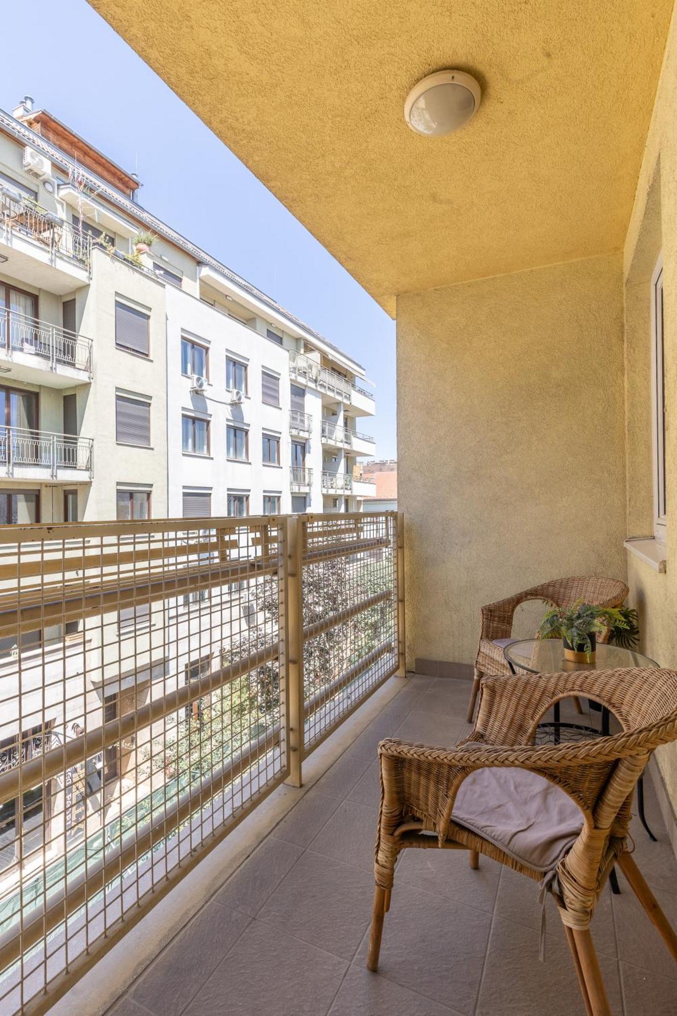 בודפשט Gozsdu White Raven Residence 305 מראה חיצוני תמונה