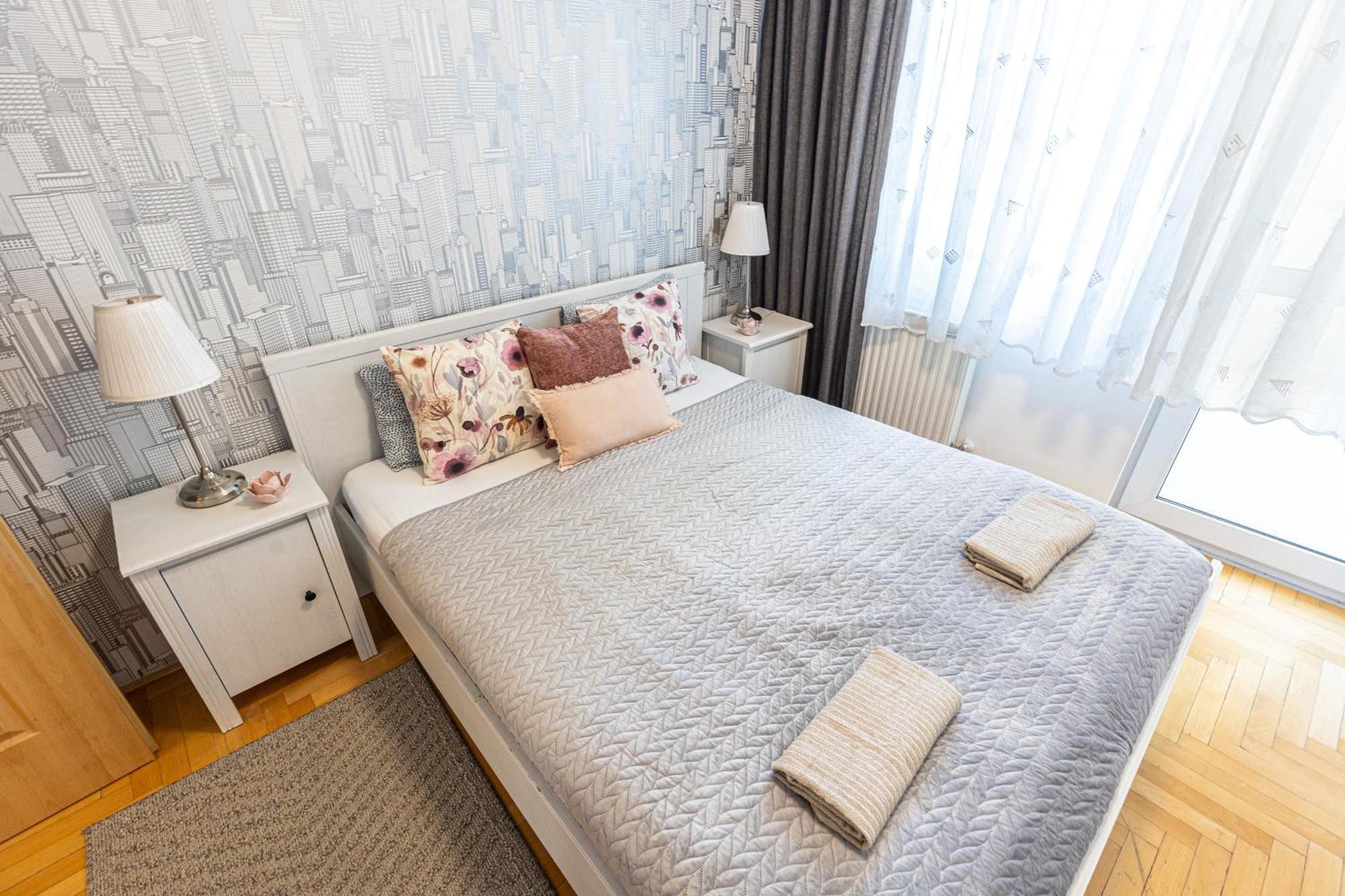בודפשט Gozsdu White Raven Residence 305 מראה חיצוני תמונה