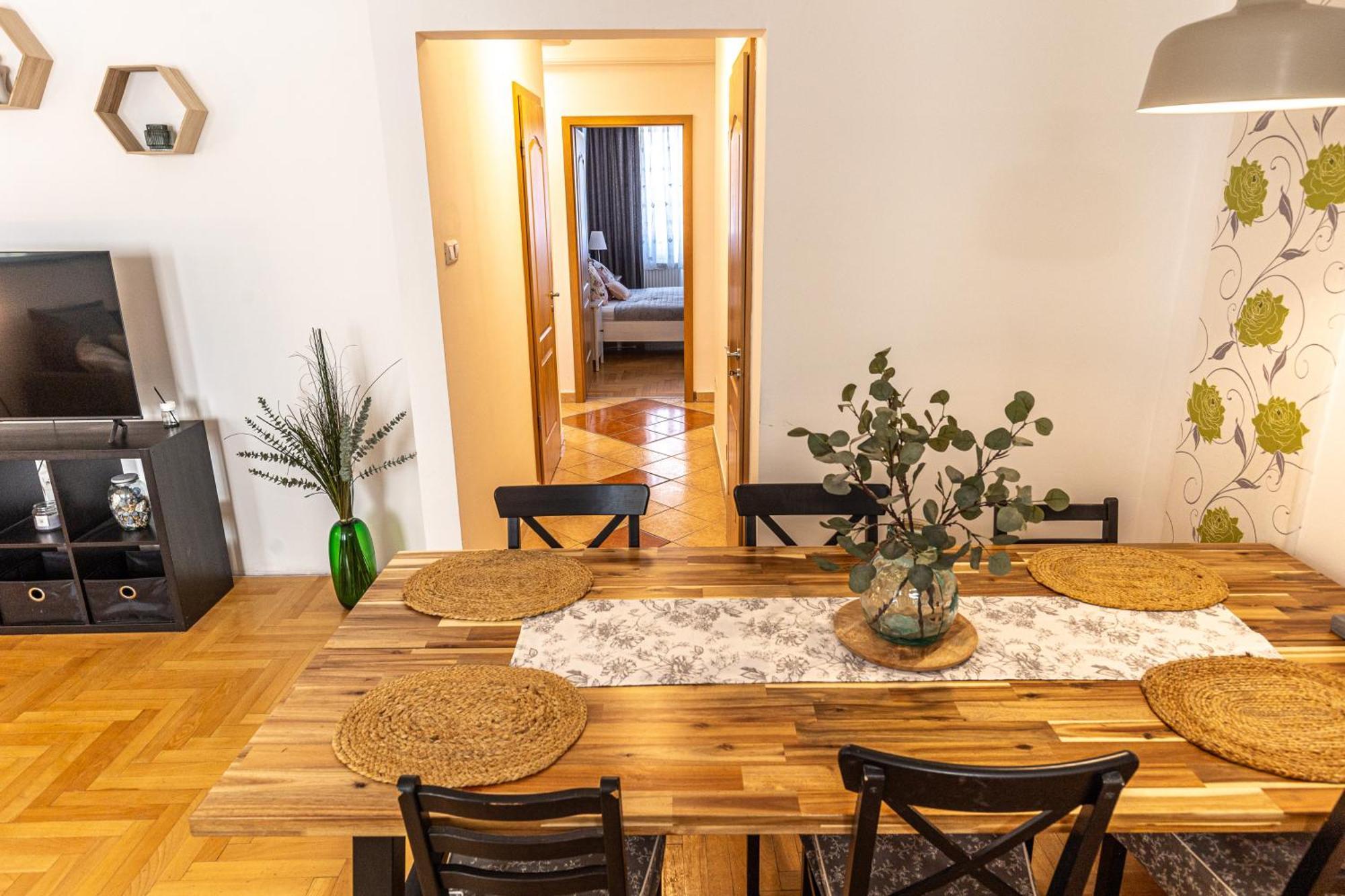 בודפשט Gozsdu White Raven Residence 305 מראה חיצוני תמונה