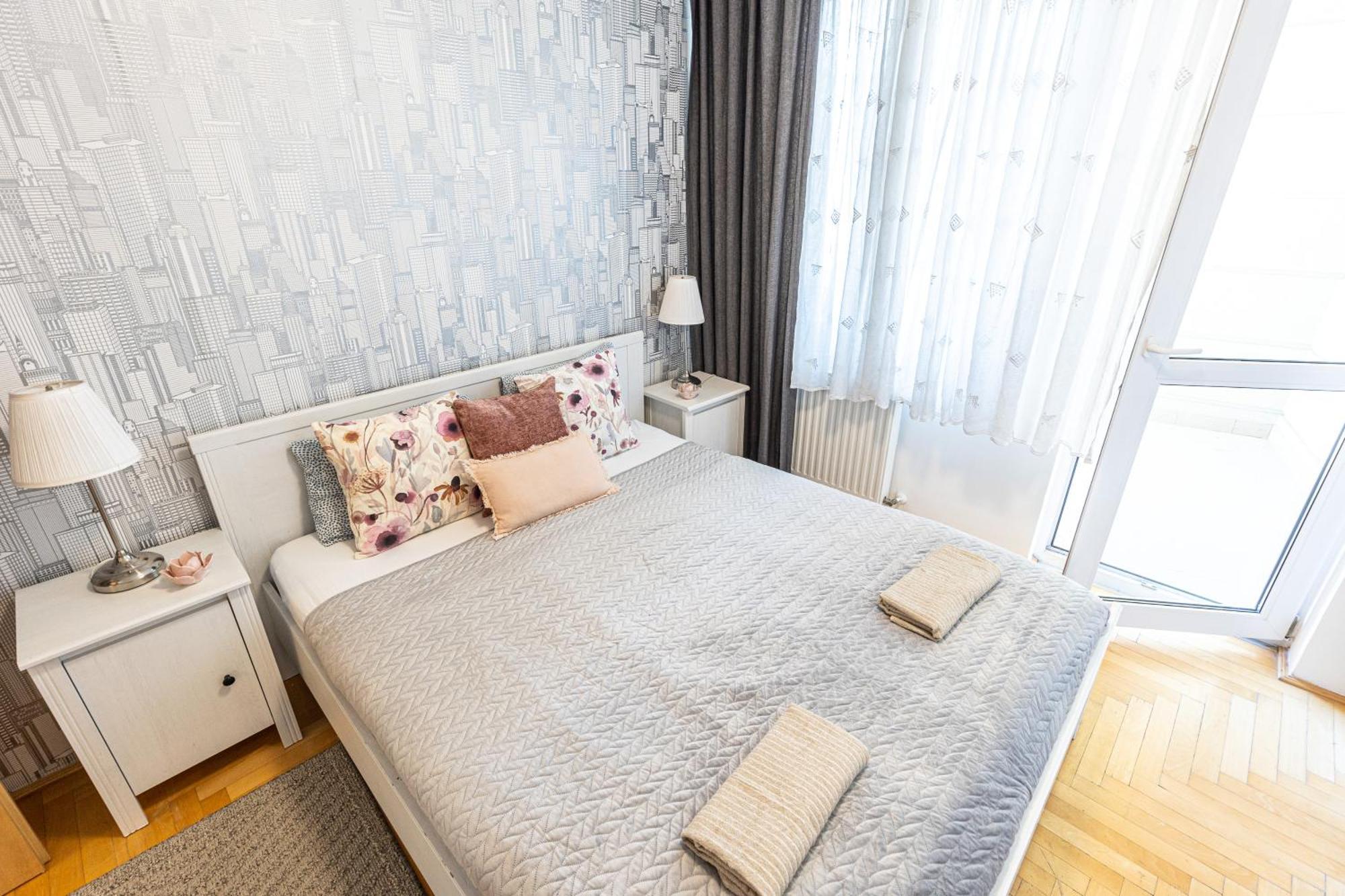 בודפשט Gozsdu White Raven Residence 305 מראה חיצוני תמונה