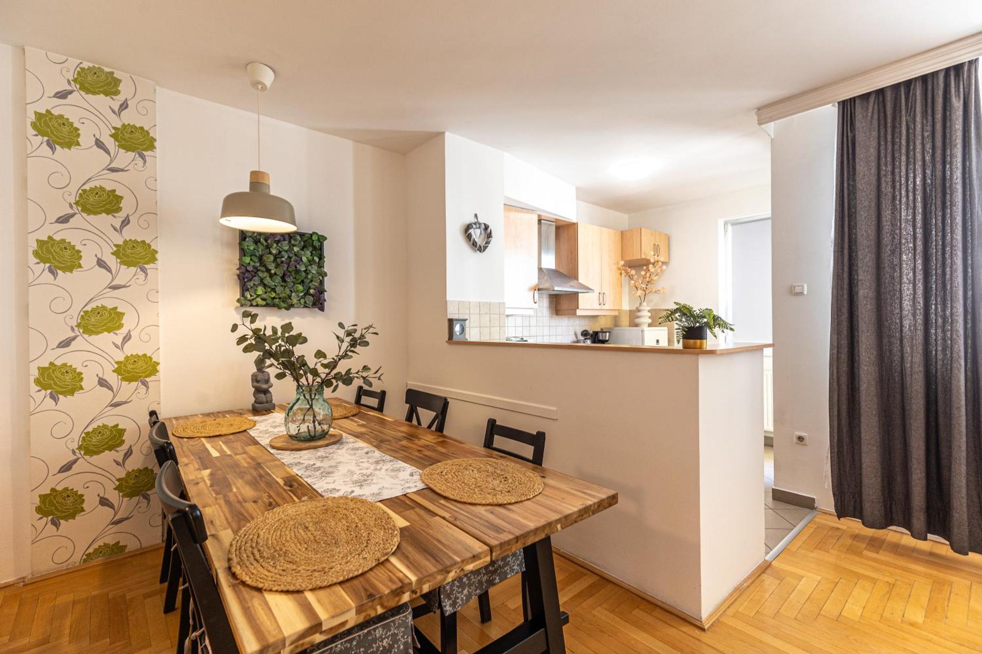 בודפשט Gozsdu White Raven Residence 305 מראה חיצוני תמונה