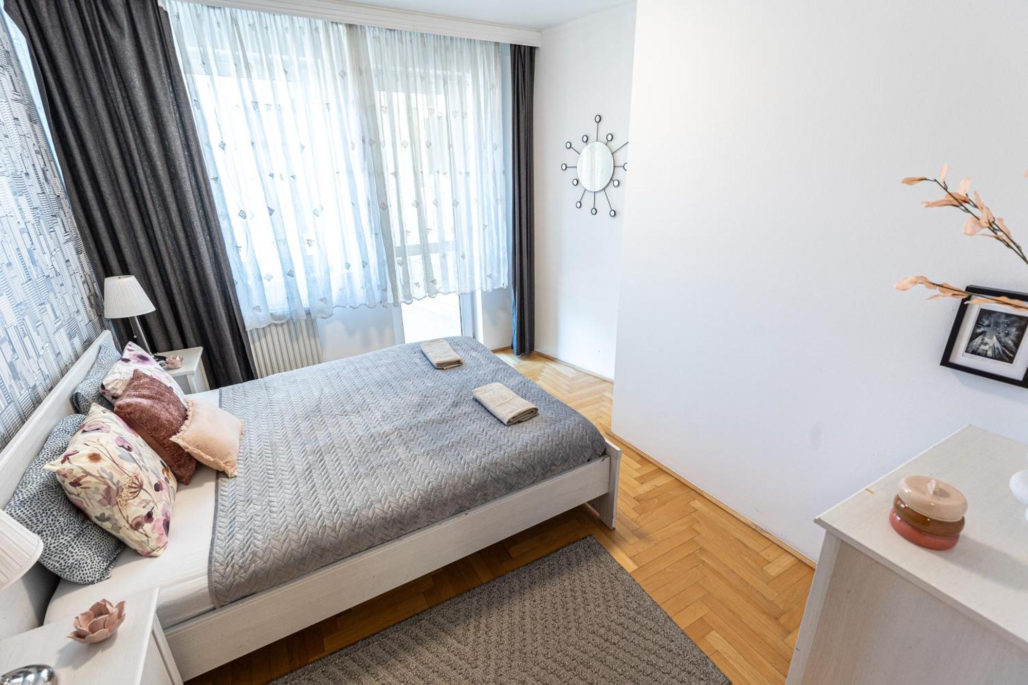 בודפשט Gozsdu White Raven Residence 305 מראה חיצוני תמונה
